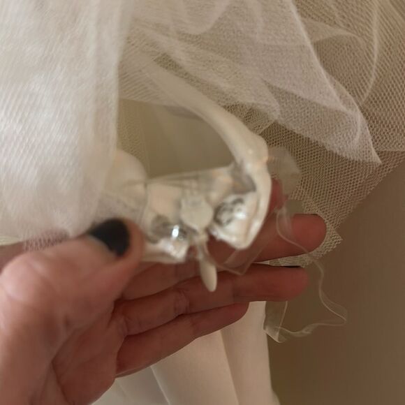 NWT Entro Bridal White Off Shoulder Dress - Picture 5 of 8